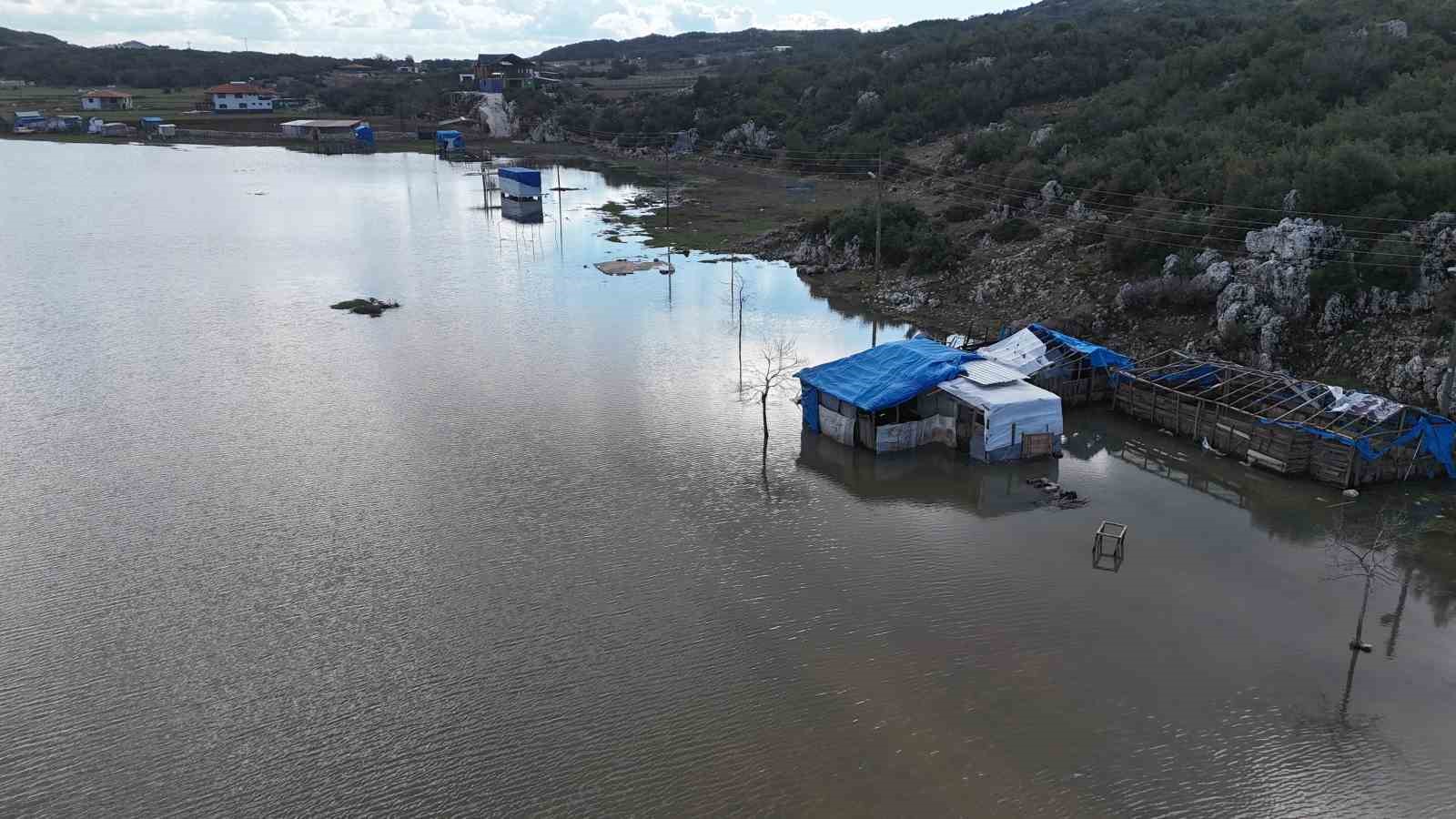 Kuraklıkla mücadele eden Hatay’da bereketin simgesi Kızılgöl yeniden suyla doldu
