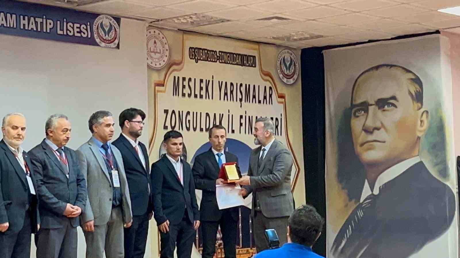 Kur’an-ı Kerim’i Güzel Okuma Yarışması il finali Alaplı’da gerçekleştirildi
