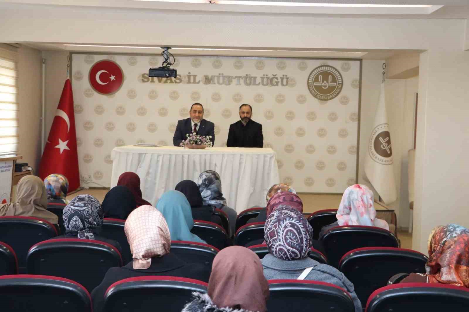 Kur’an Kursu öğreticileri sertifikaları aldı
