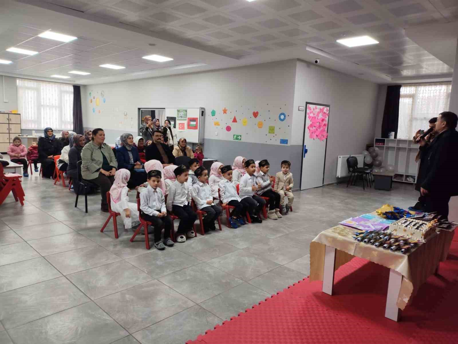 Kur’an kursunda ‘Harfleri Bitirme ve Belge Programı’ düzenlendi
