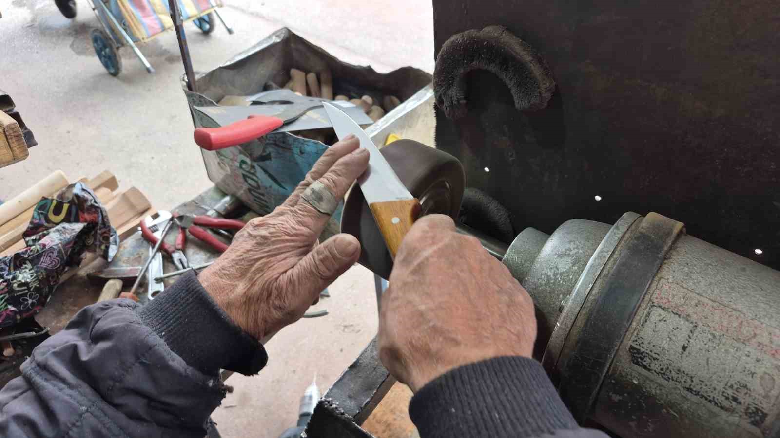 Kurban Bayramı için bıçak bileme işlemleri başladı
