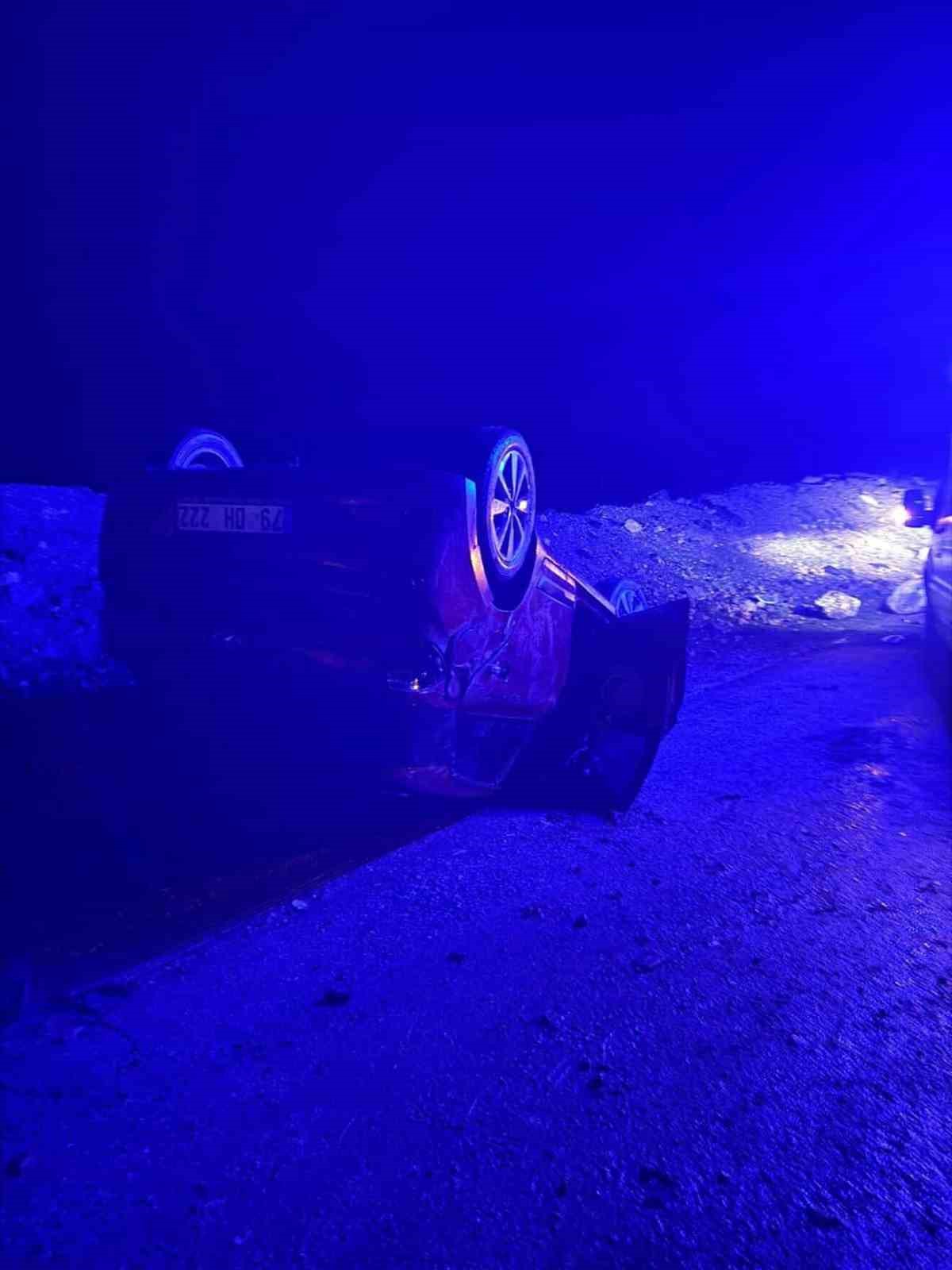 Kurtalan’da otomobil devrildi, sürücü yaralandı
