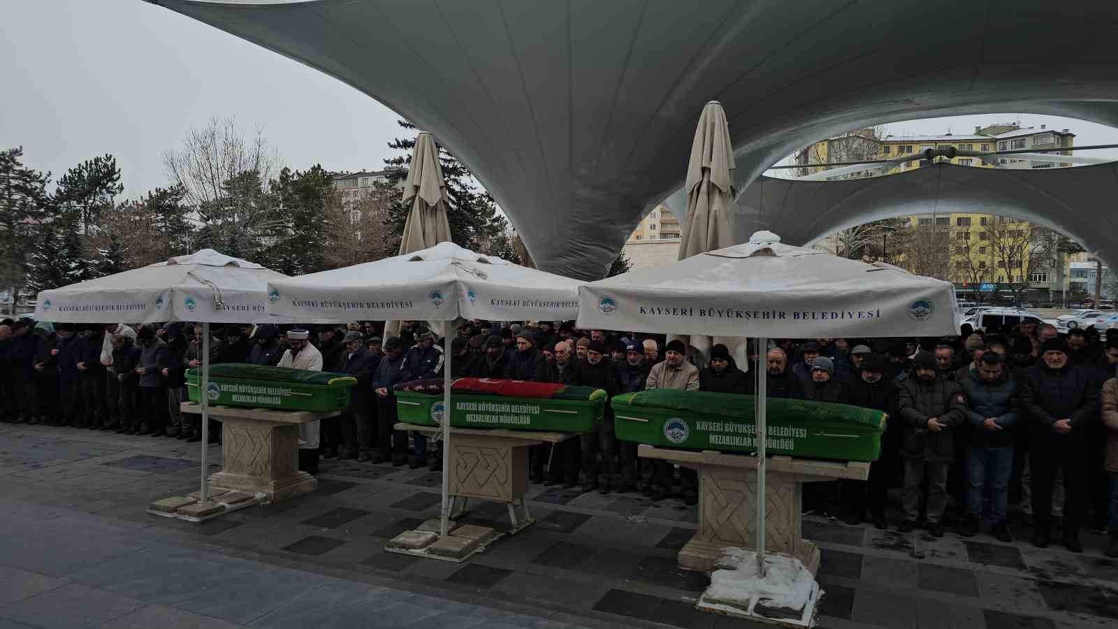 Kurtuluş Savaşı gazisinin kızı 102 yaşında hayatını kaybetti
