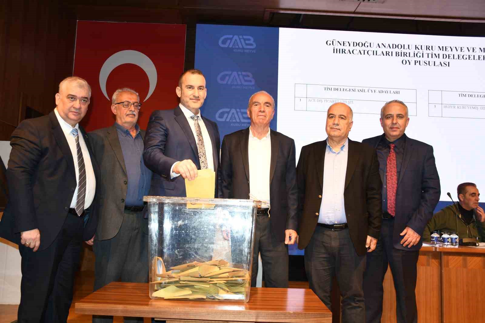 Kuru Meyve ve Mamulleri İhracatçıları Birliği’nde yeni dönem
