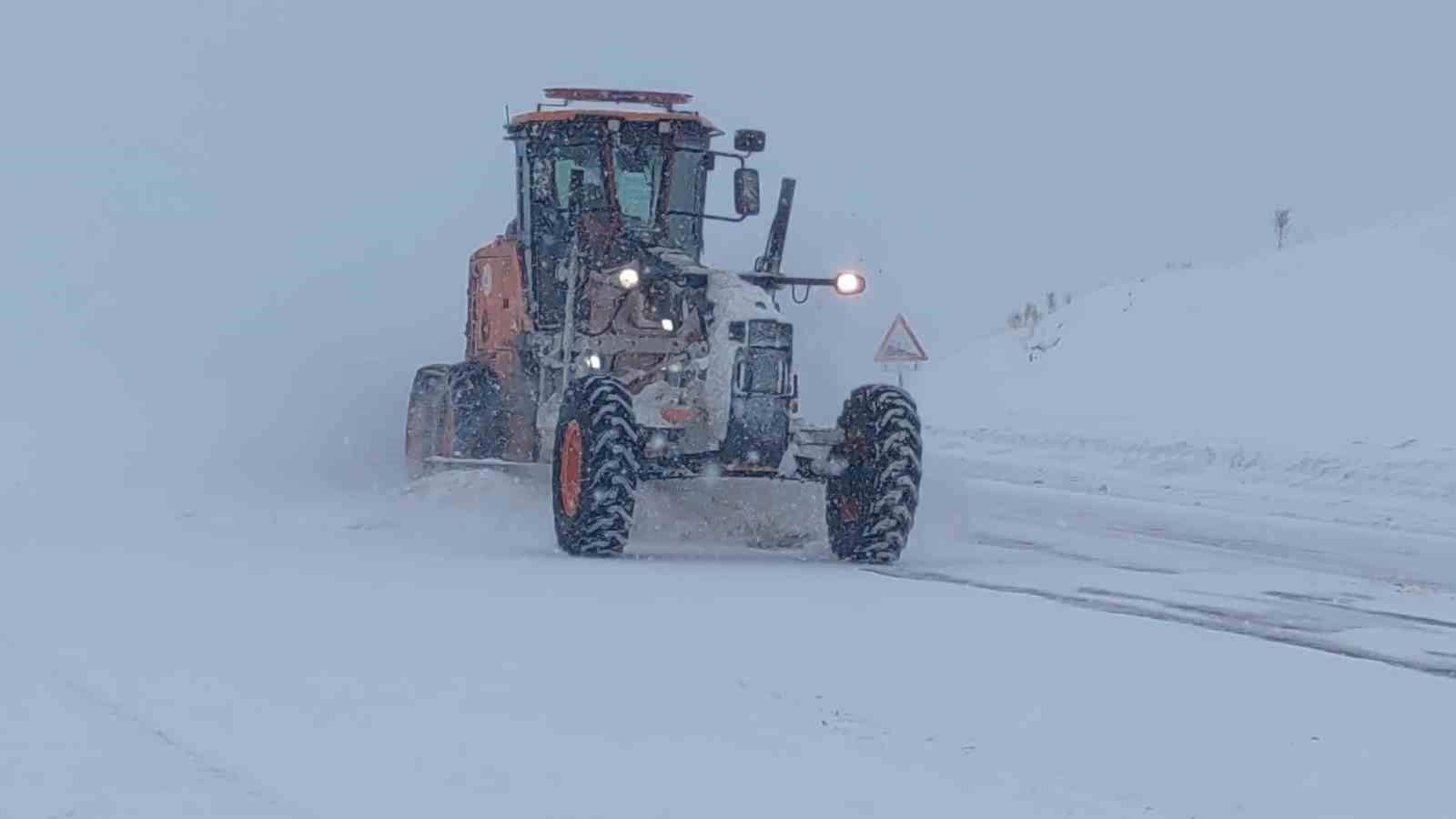 Kurubaş Geçidi ulaşıma açıldı
