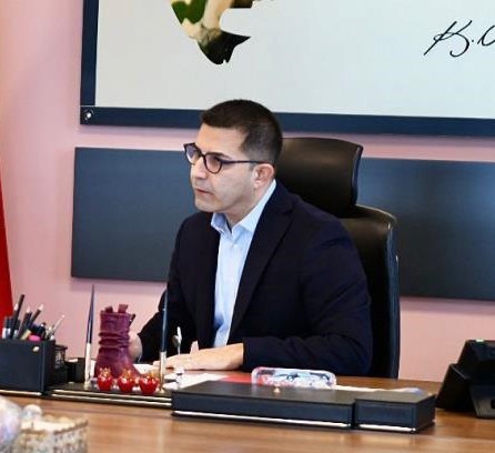 Kuşadası Belediye Başkanı Ömer Günel gözaltına alındı
