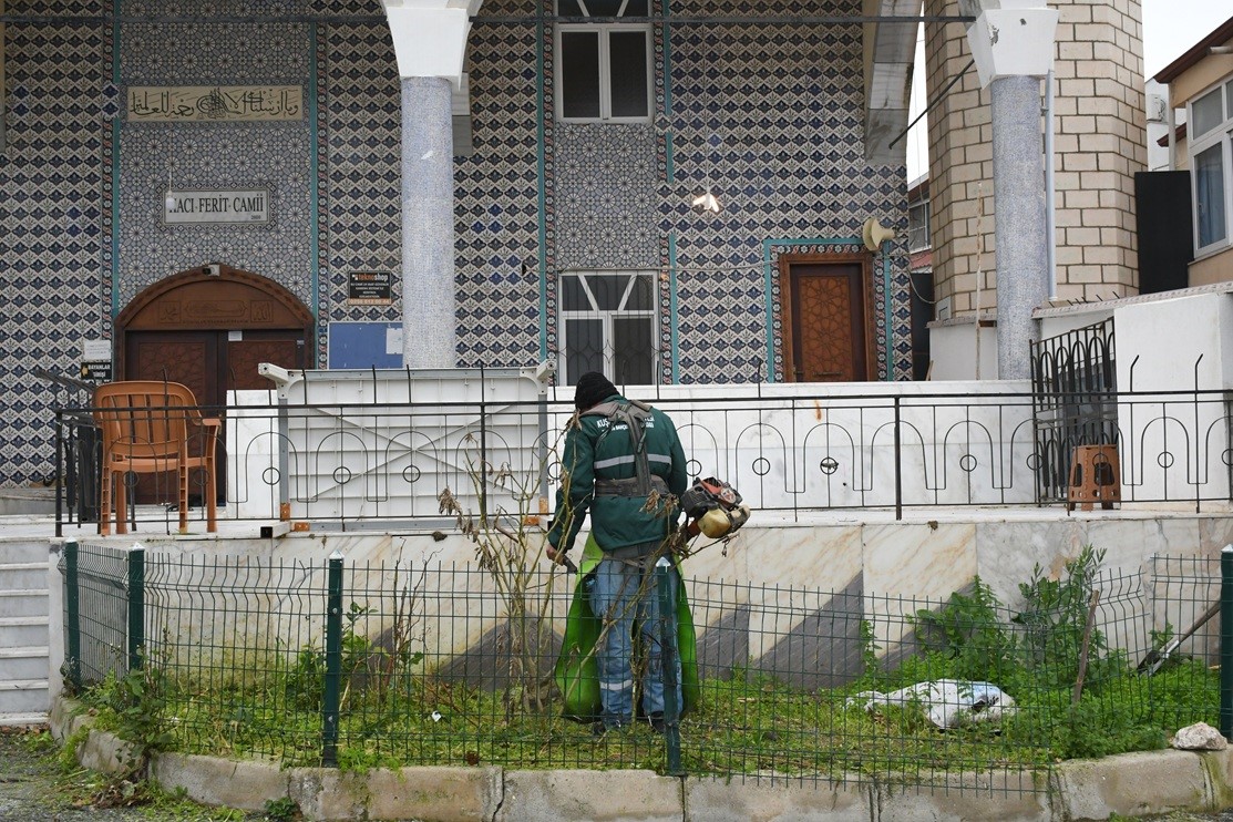 Kuşadası Belediyesi camileri Ramazan ayına hazırlıyor
