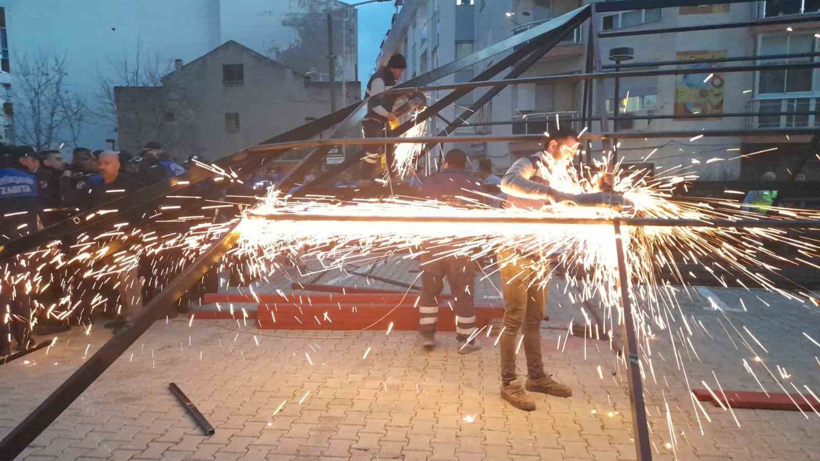 Kuşadası Belediyesi Meclis Üyesi Apaydın: "Biz sadece halkımıza verdiğimiz hizmet aksamasın istiyoruz"
