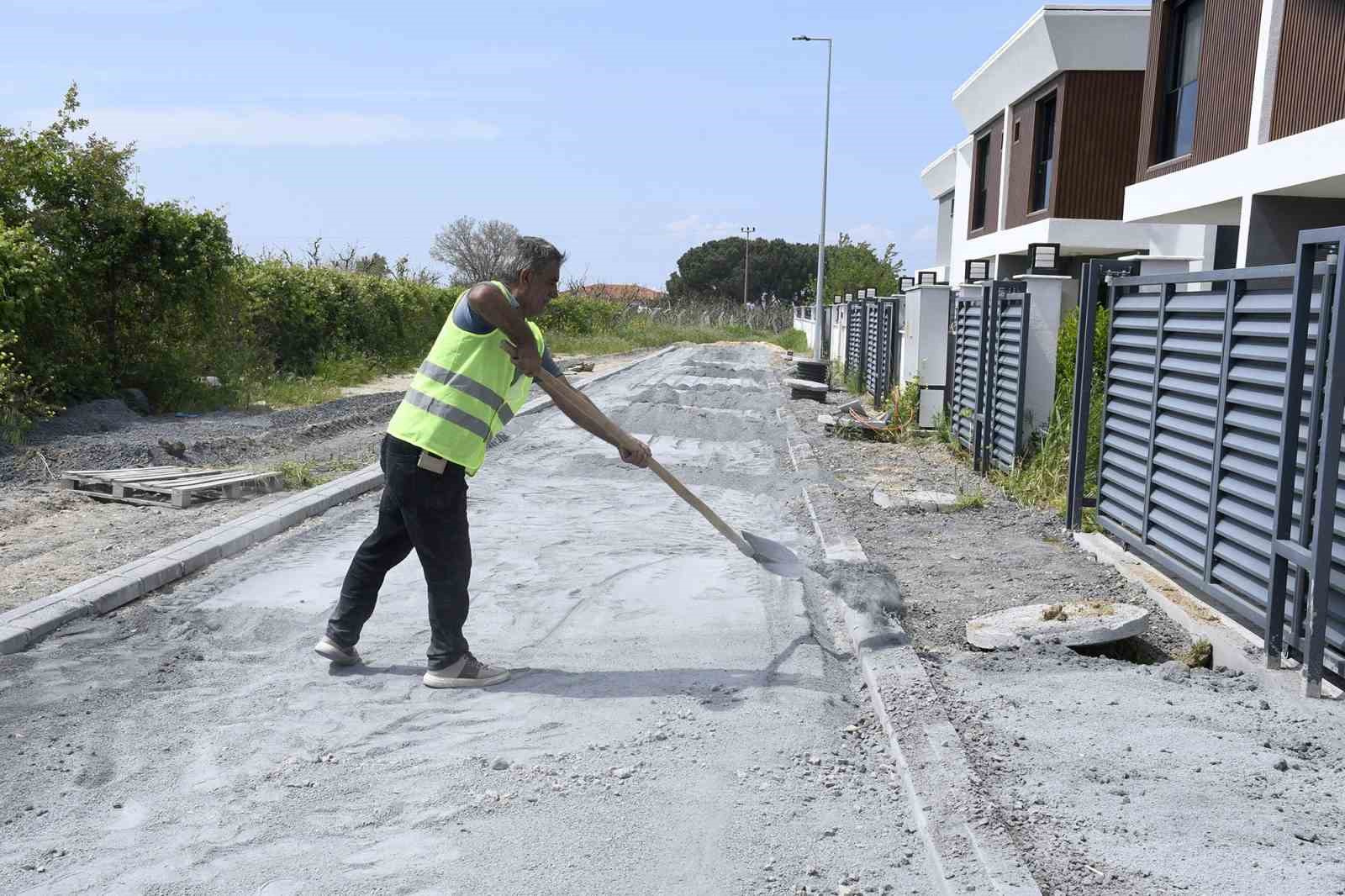 Kuşadası Belediyesi’nden Davutlar Mahallesi’ne kesintisiz hizmet
