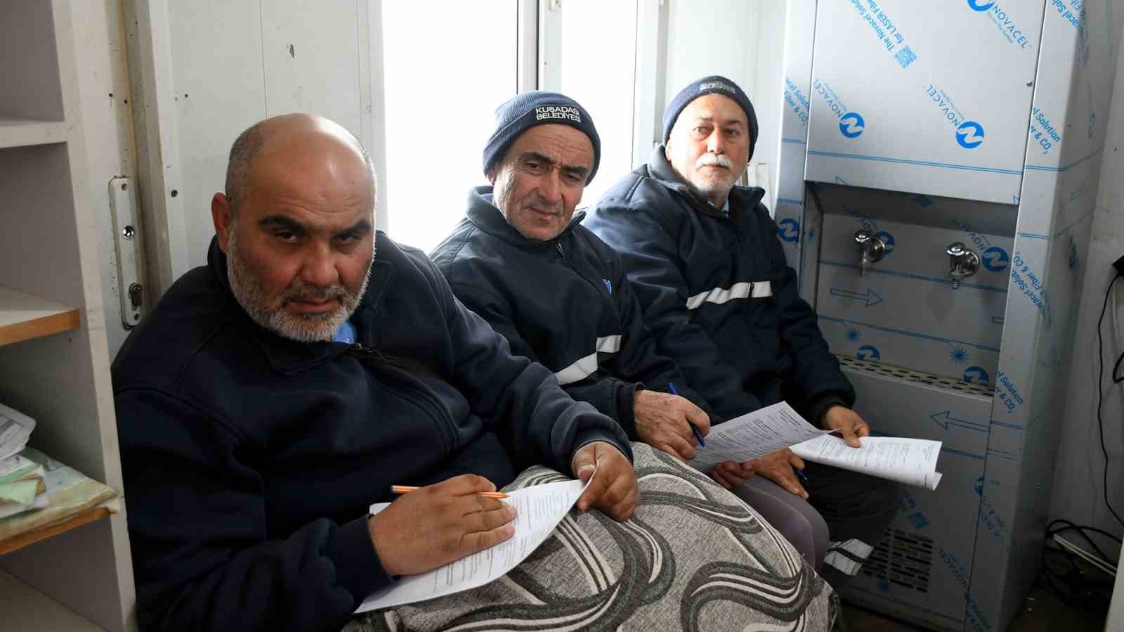 Kuşadası Belediyesi’nden personeline İş Sağlığı ve Güvenliği Eğitimi
Kuşadası Belediyesi’nden personeline İş Sağlığı ve Güvenliği Eğitimi