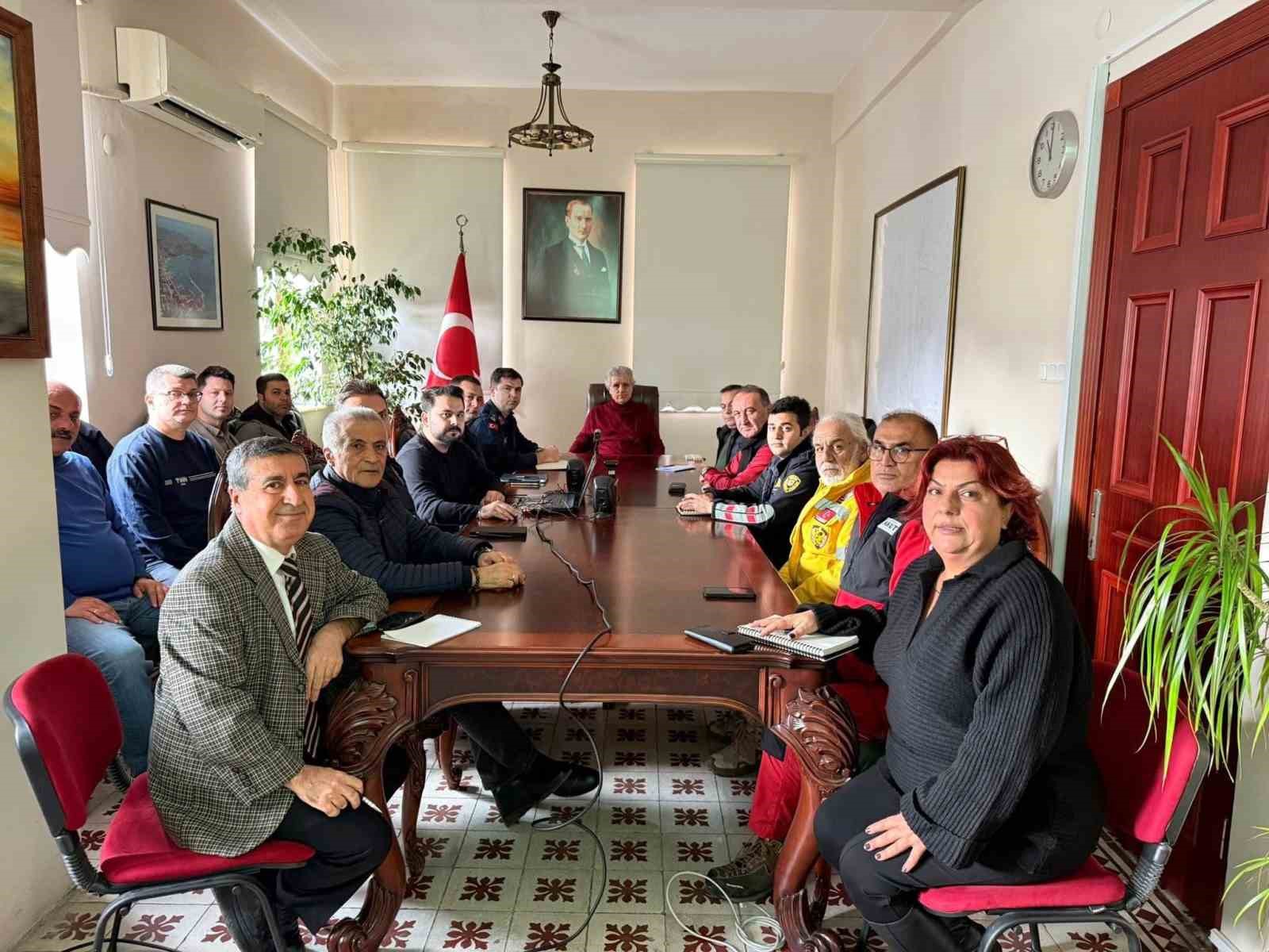 Kuşadası’nda kuvvetli yağış alarmı
