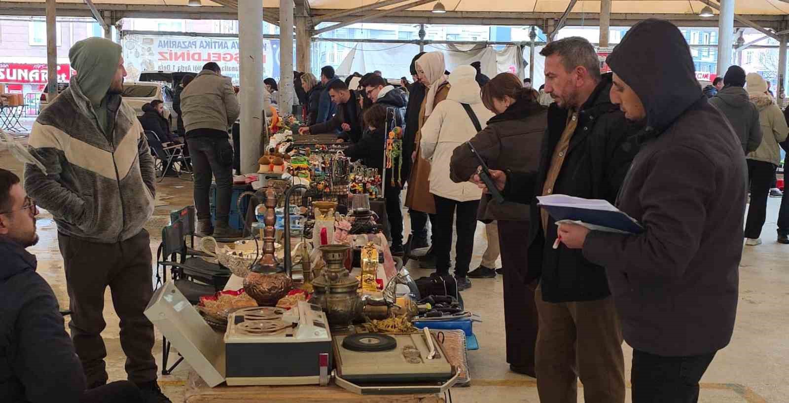 Kütahya Antika Pazarı 37. kez açıldı
