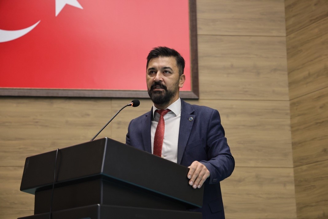 Kütahya Belediyesi personeline disiplin mevzuatı eğitimi
