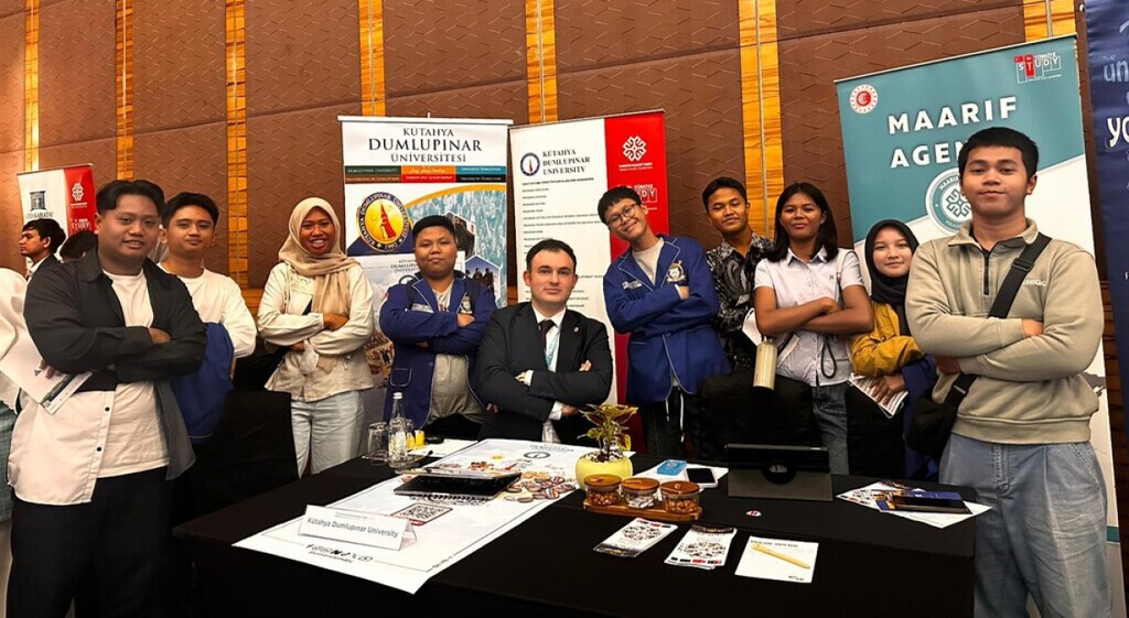 Kütahya Dumlupınar Üniversitesi, Endonezya Türk Üniversiteleri Eğitim Fuarı’nda yerini aldı
