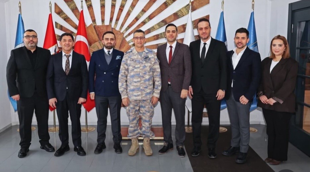 Kütahya Galatasaraylılar Derneği’nden kamu kurumlarına nezaket ziyareti
Kütahya Galatasaraylılar Derneği’nden kamu kurumlarına nezaket ziyareti