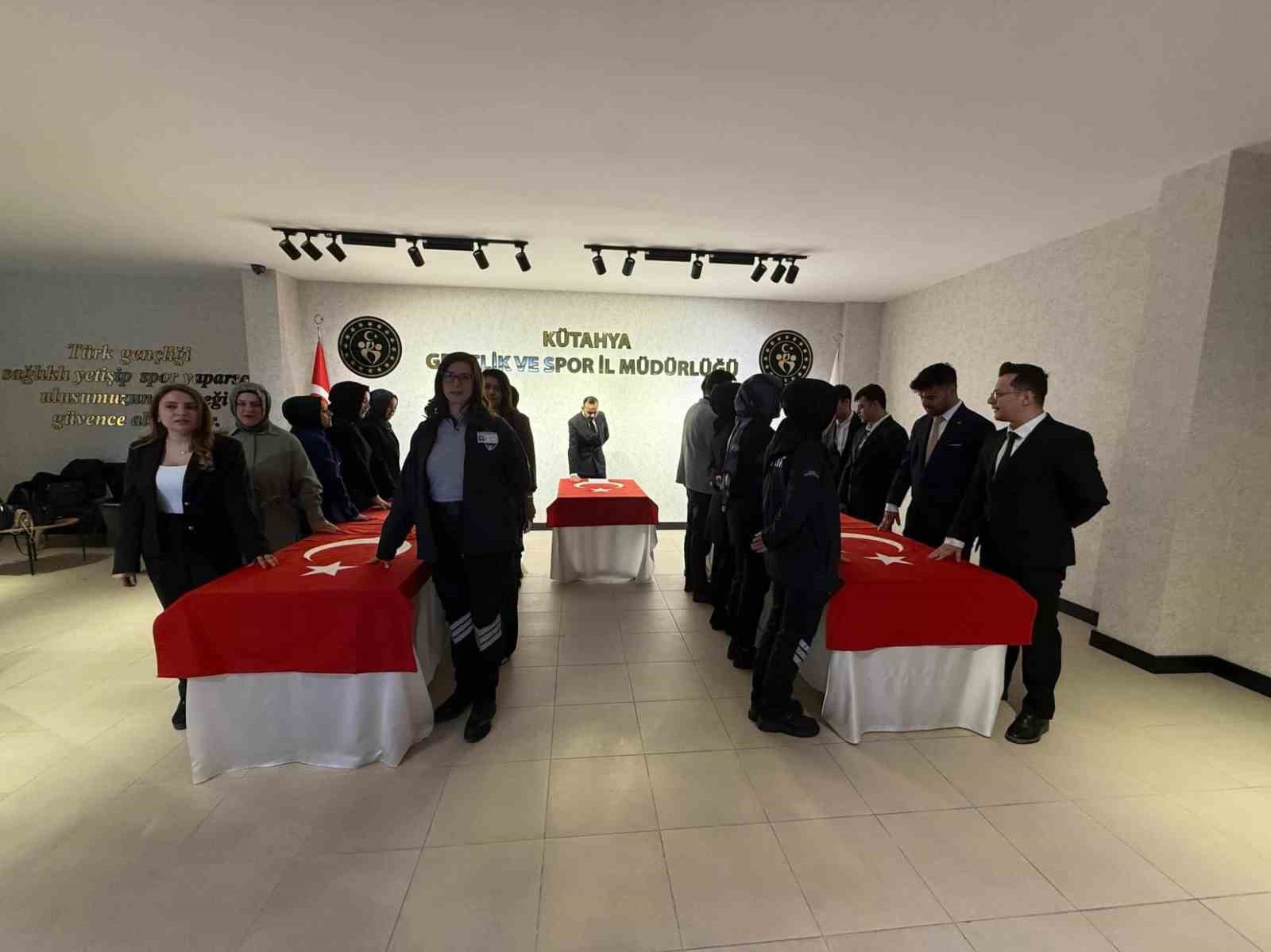 Kütahya Gençlik ve Spor İl Müdürlüğü’nde asli kadroya geçiş ve yemin töreni
