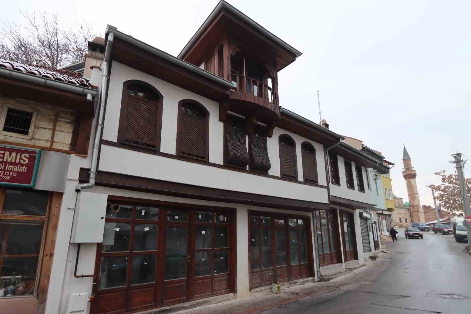 Kütahya İl Özel İdaresi’nden kültür ve sanata yeni mekânlar
