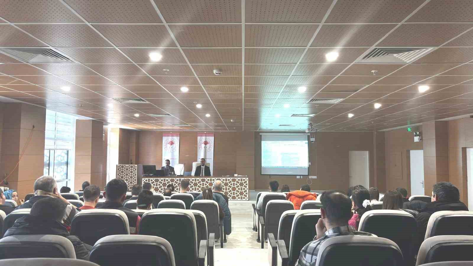 Kütahya İl Tarım ve Orman Müdürlüğü’nden B-Reçete bilgilendirme toplantısı
