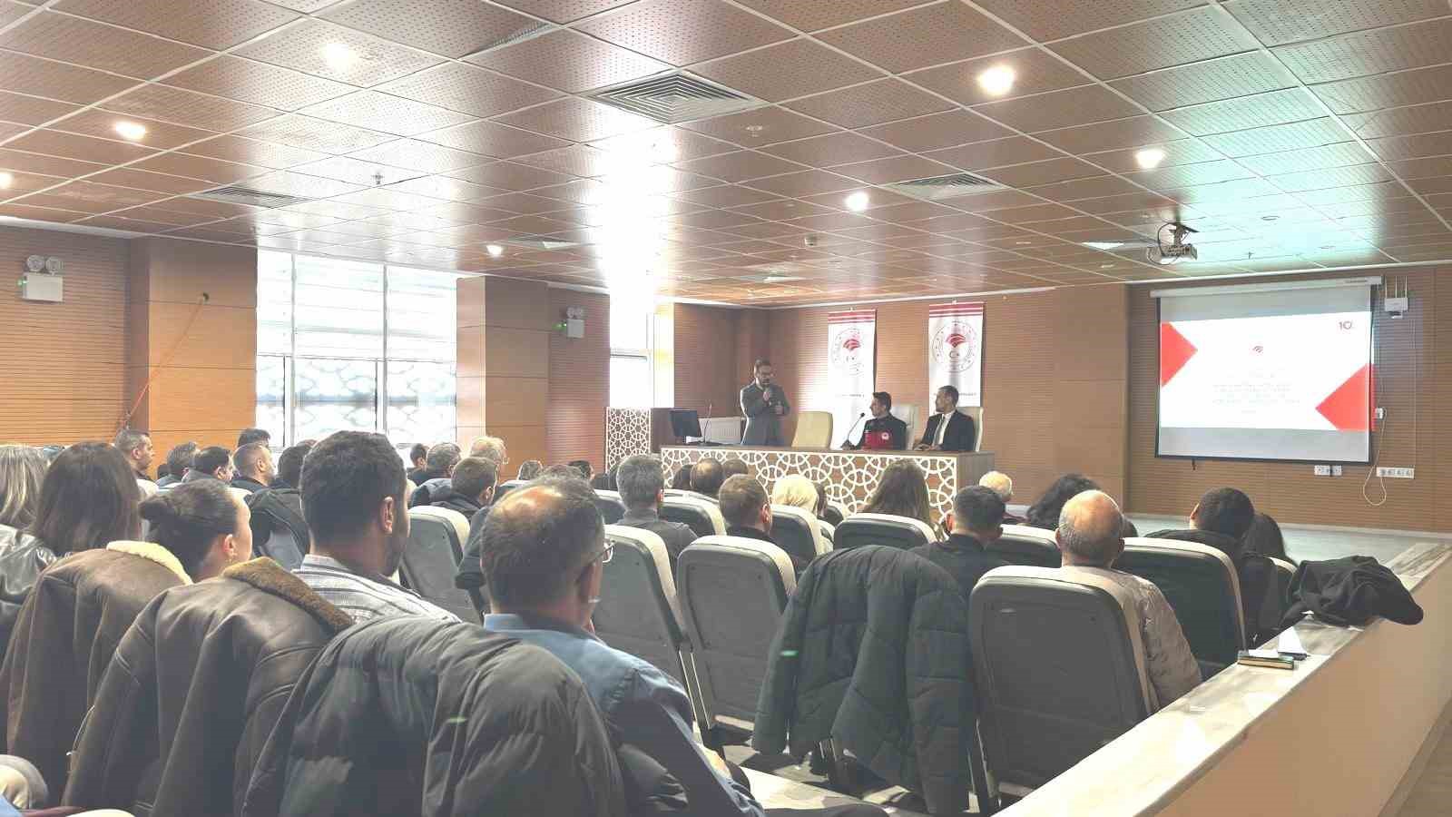 Kütahya İl Tarım ve Orman Müdürlüğü’nden B-Reçete bilgilendirme toplantısı
