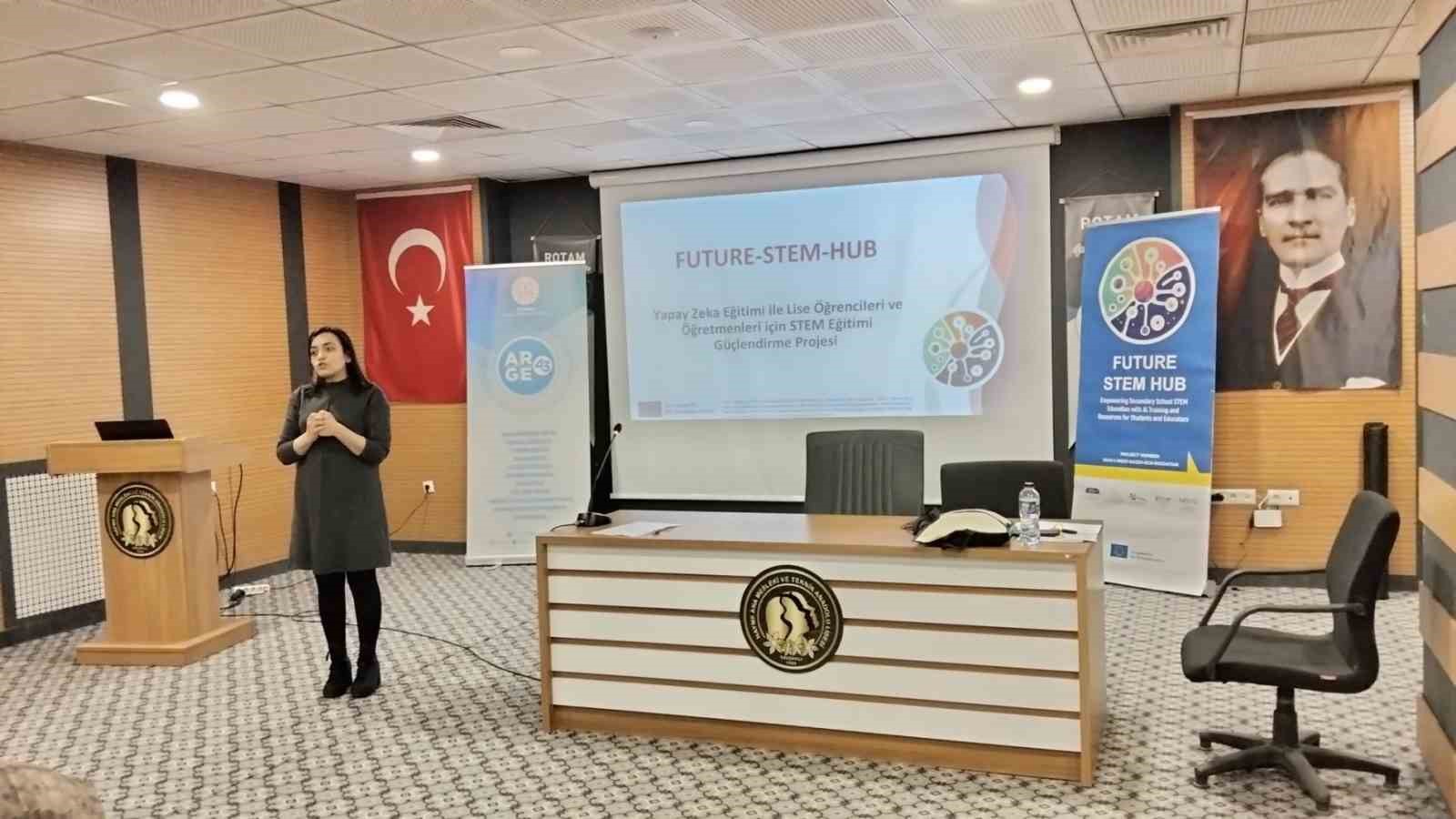 Kütahya MEM, Emet ve Tavşanlı’da "43 Adım" Projesi ve proje faaliyetlerini tanıttı
