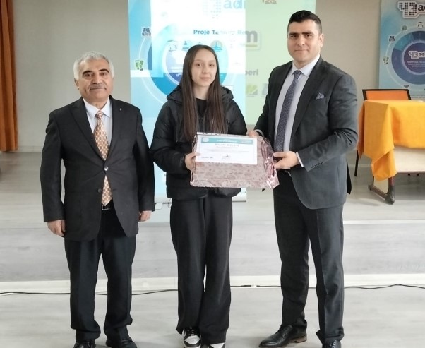 Kütahya MEM, Gediz ve Simav ilçelerinde "43 Adım" Projesi ve proje faaliyetlerini tanıttı
