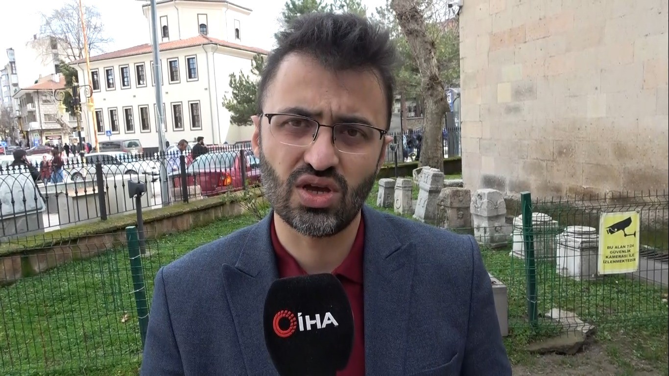 Kütahya Vakıflar Bölge Müdürü Çınar: "Ramazan boyunca 4 ilde iftar sofraları kurulacak"
