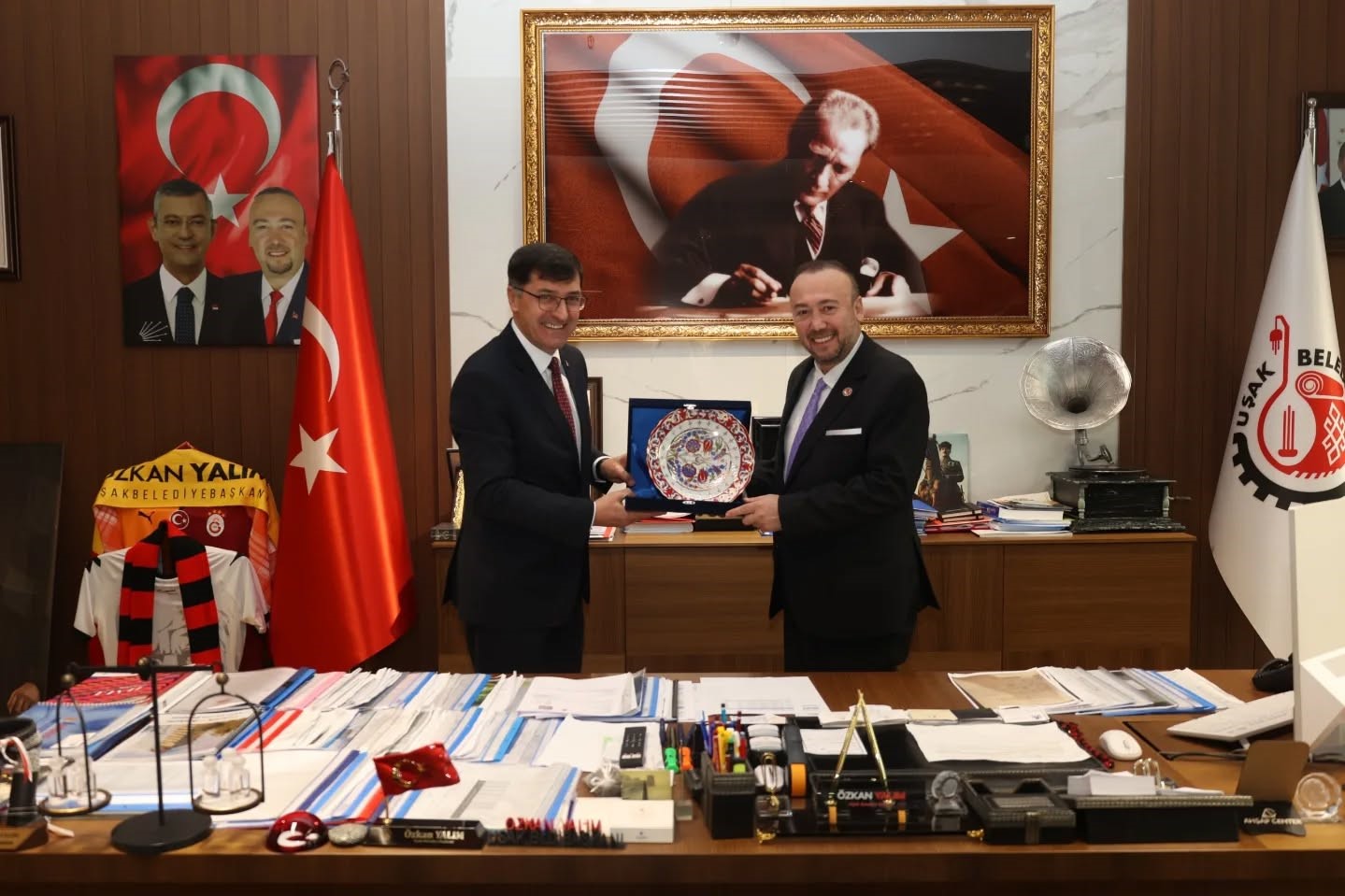 Kütahya ve Uşak belediyeleri arasında iş birliği
Kütahya ve Uşak belediyeleri arasında iş birliği