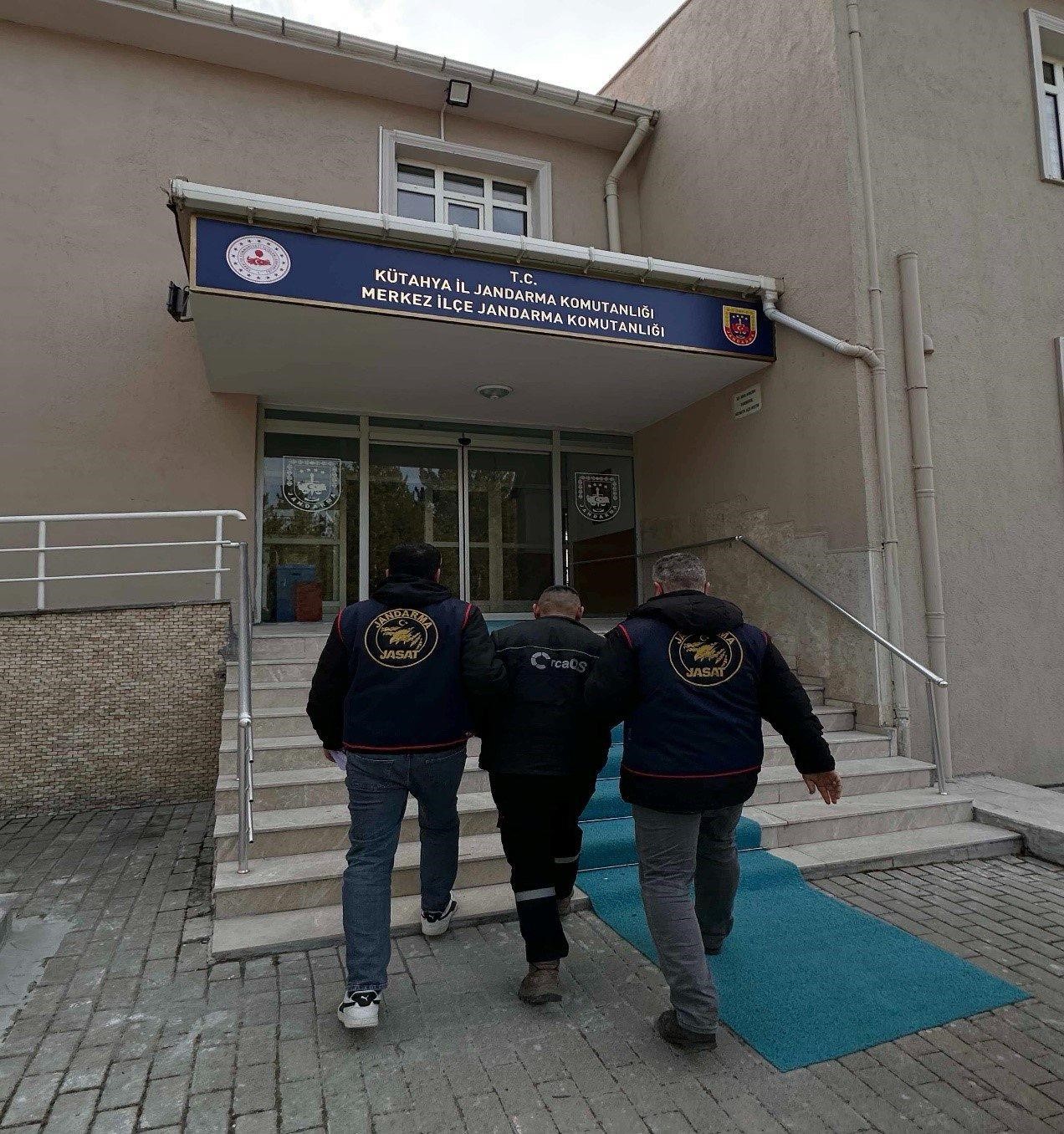 Kütahya’da aranan 97 şahıs yakalandı
