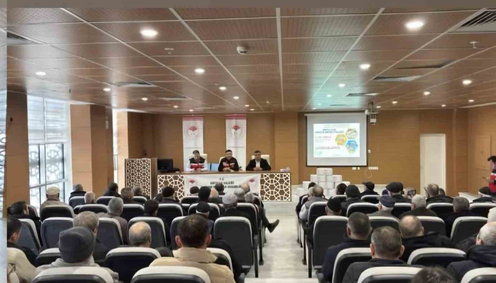 Kütahya’da "Arıya Can Arıcıya Nefes" projesi hayata geçirildi
