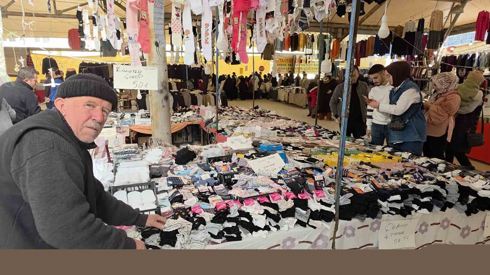 Kütahya’da ’Bayram Pazarı’ açıldı
