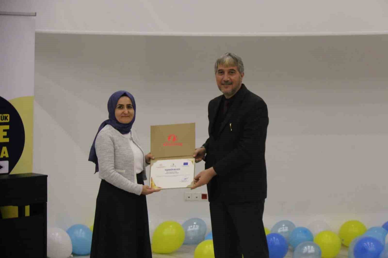 Kütahya’da eTwinning başarı ödül töreni düzenlendi
