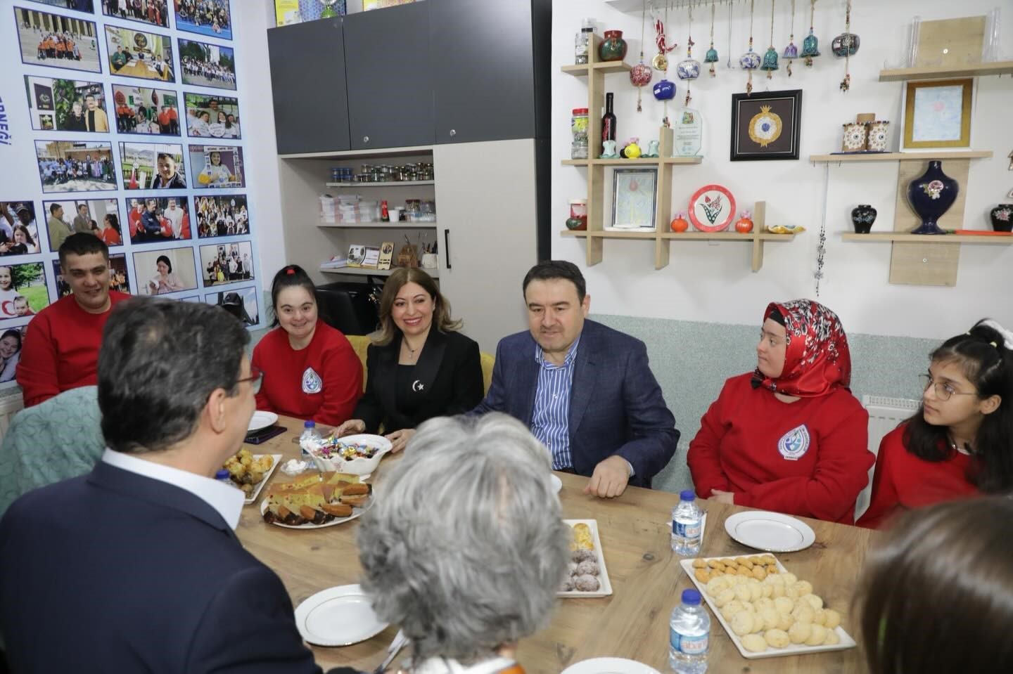Kütahya’da "Farklı değil, birlikte" projesi hayata geçirildi
Kütahya’da "Farklı değil, birlikte" projesi hayata geçirildi