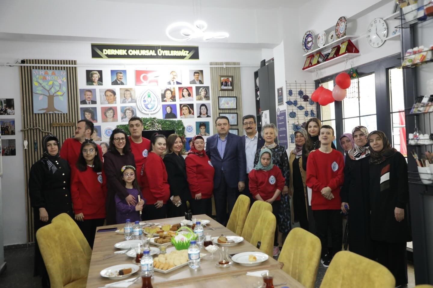 Kütahya’da "Farklı değil, birlikte" projesi hayata geçirildi
Kütahya’da "Farklı değil, birlikte" projesi hayata geçirildi