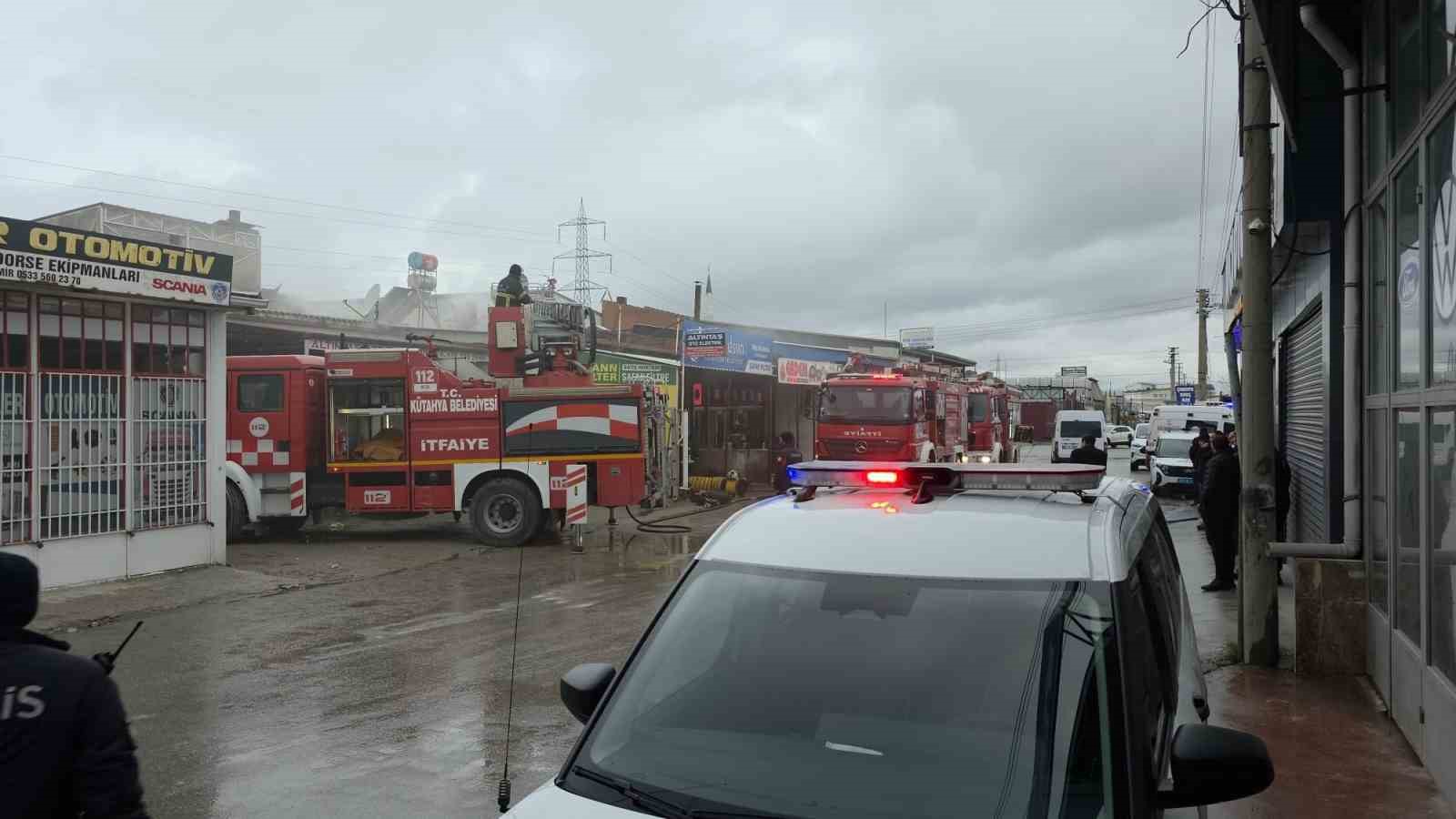 Kütahya’da Fatih Sanayi Sitesi’nde yangın
