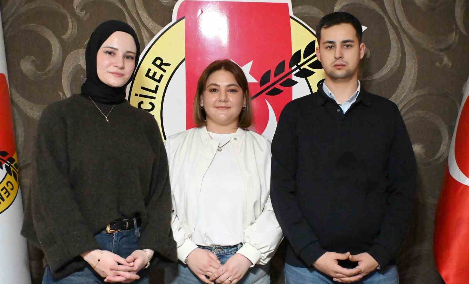 Kütahya’da genç basın mensupları tek çatı altında buluştu
