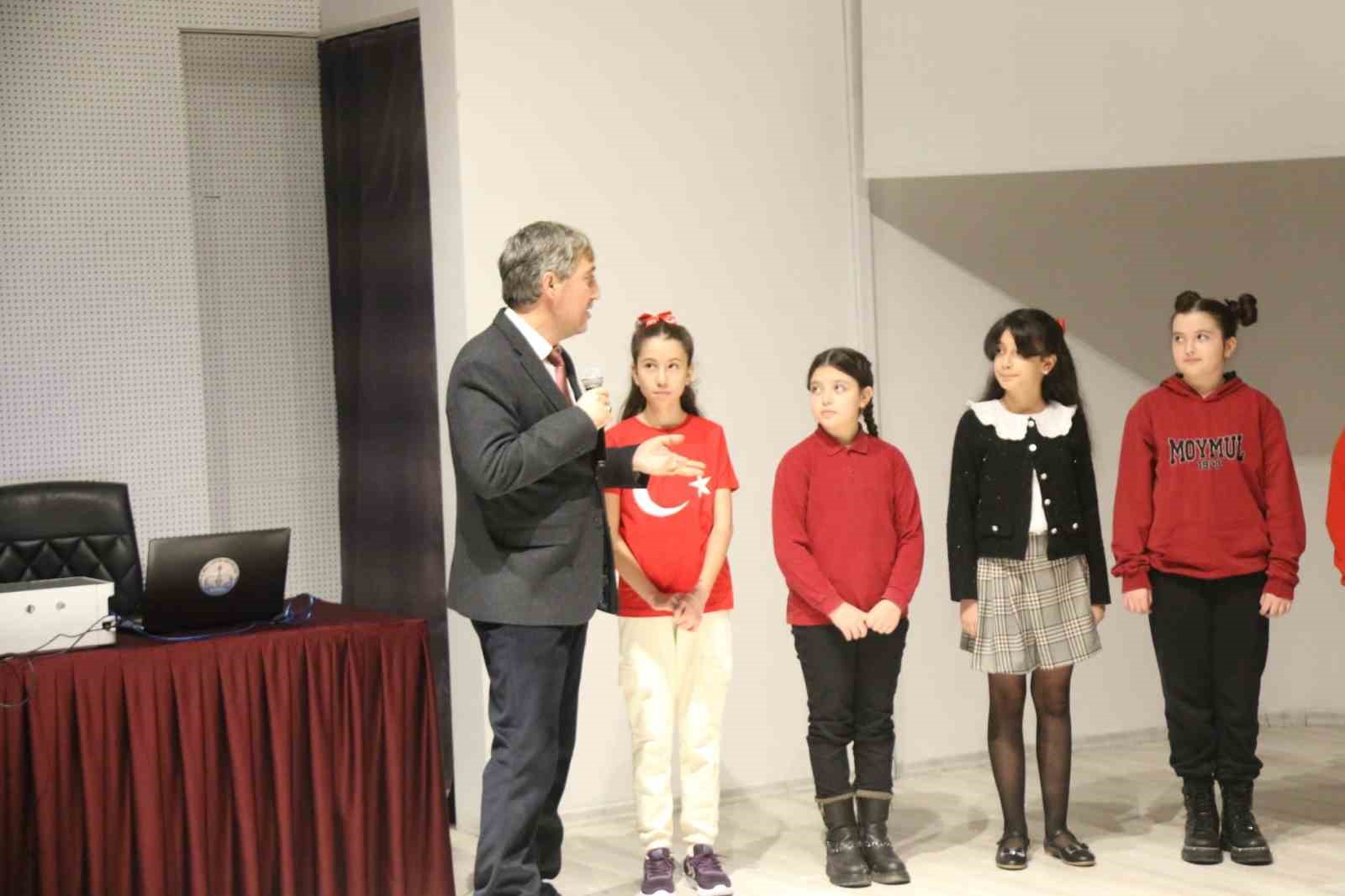 Kütahya’da İstiklâl Marşını ezbere ve güzel okuma yarışması
