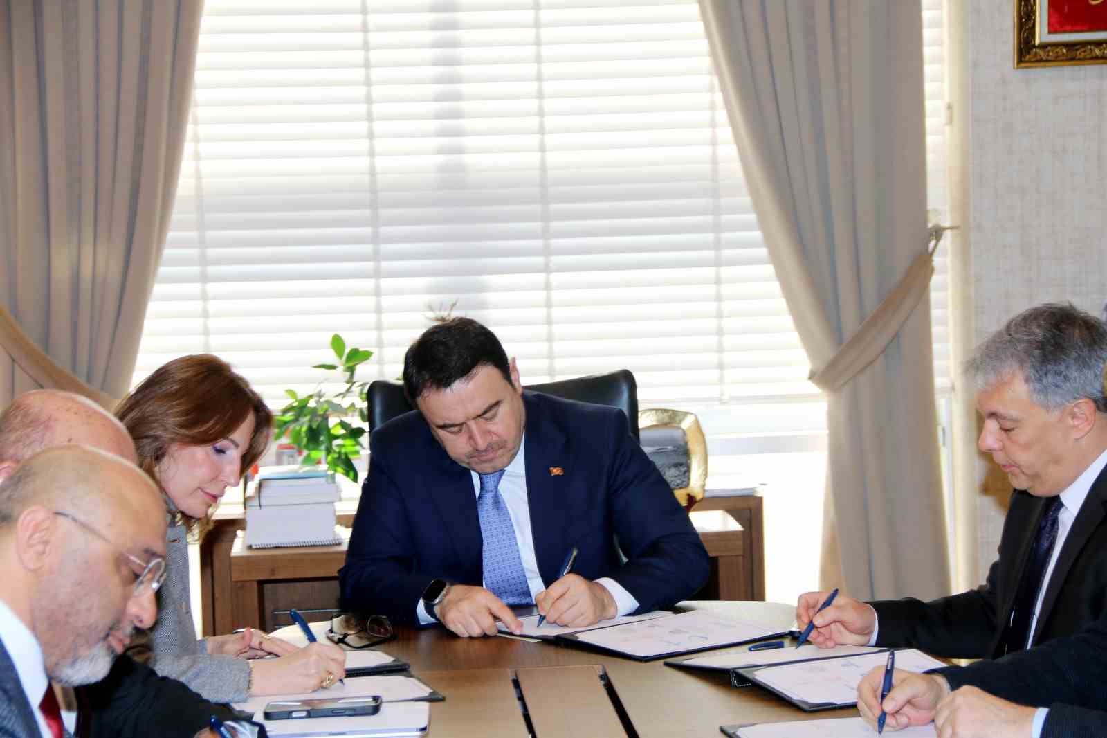 Kütahya’da "KİKAF METEF 2026" için protokol imzalandı
