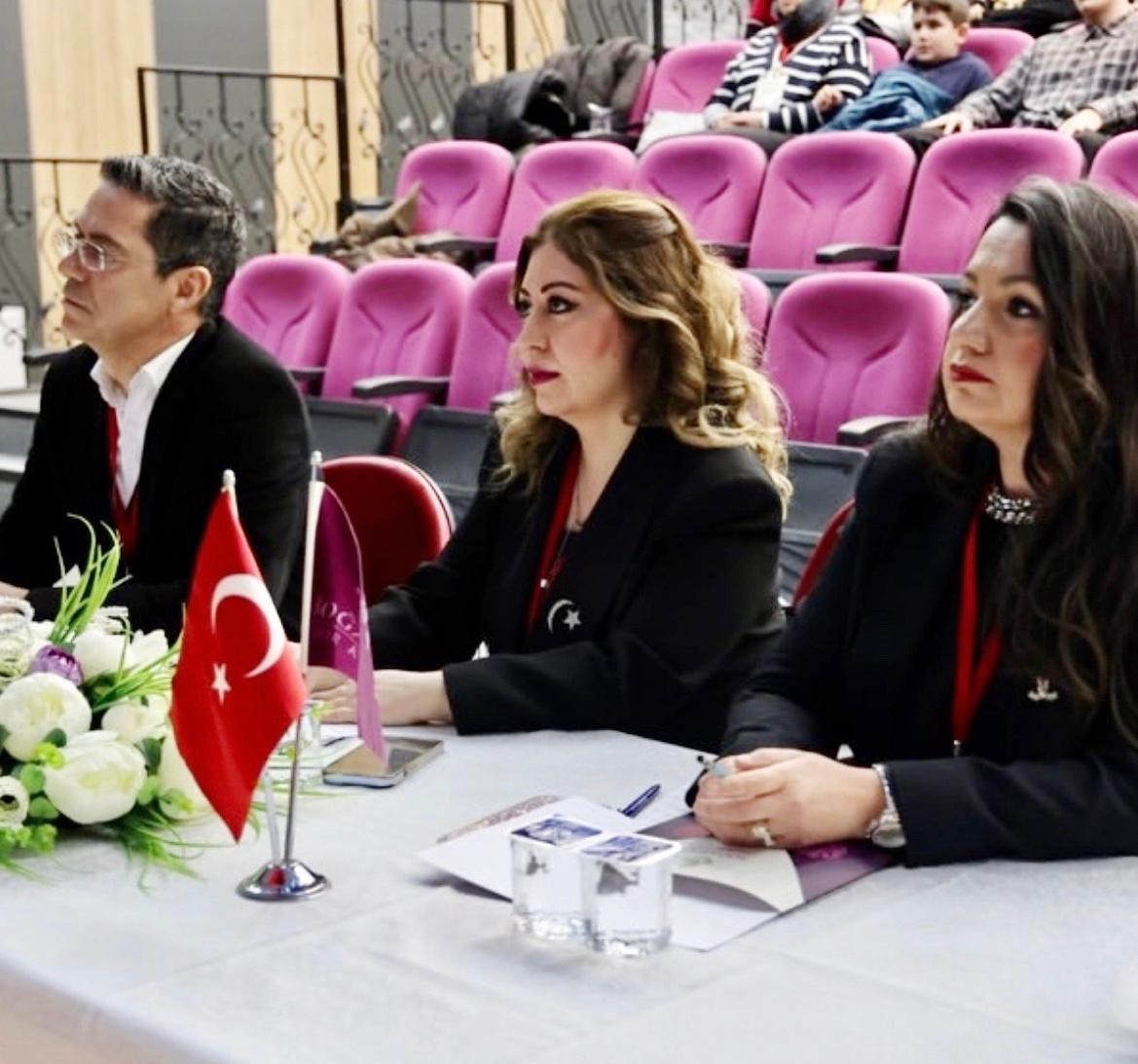 Kütahya’da Liseler Arası Münazara Yarışması’nın finali büyük heyecana sahne oldu
