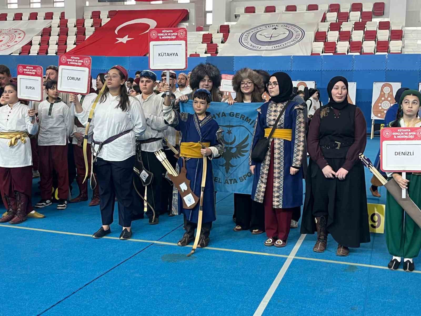 Kütahya’da Minik ve Yıldız Okçular Türkiye Şampiyonası heyecanı

