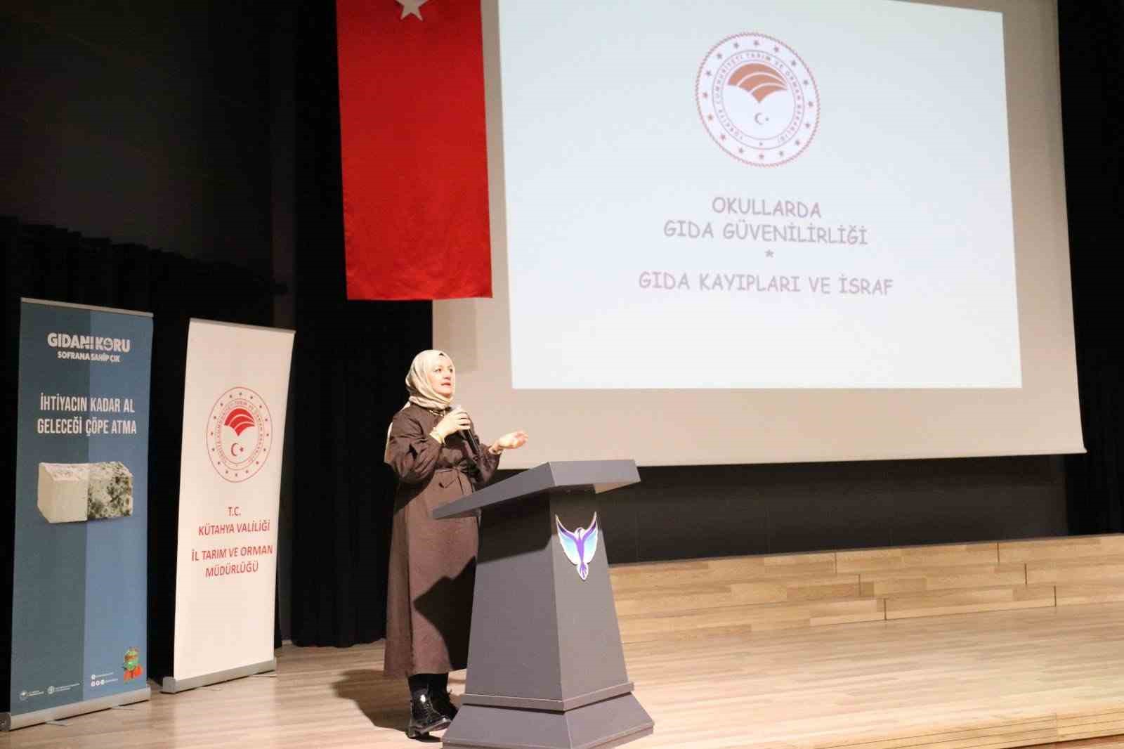 Kütahya’da öğrencilere "Gıda güvenilirliği, gıda israfı ve gıda hijyeni" konulu eğitim
