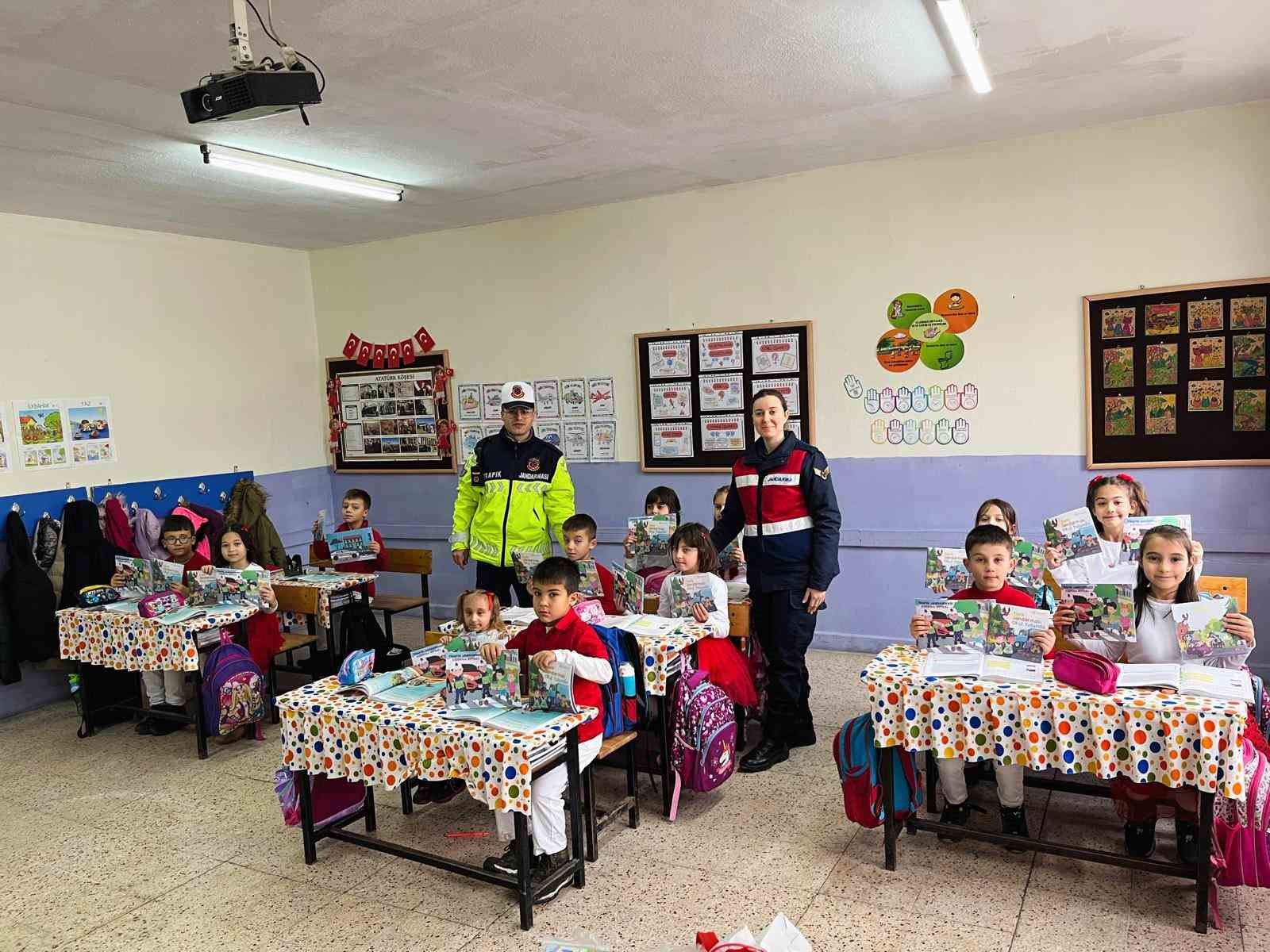 Kütahya’da okullar ve çevresinde güvenlik tedbirleri artırıldı
