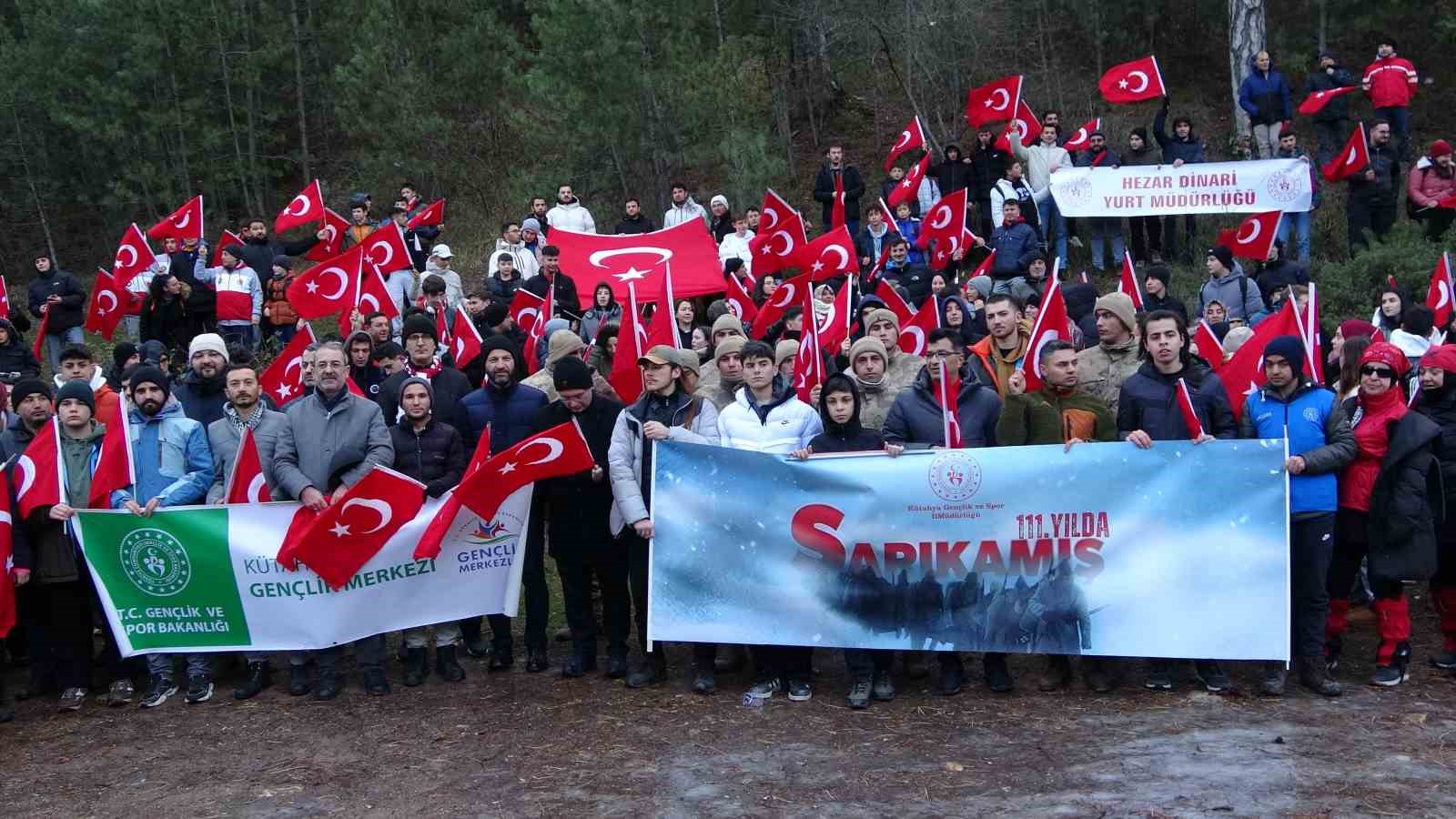 Kütahya’da Sarıkamış şehitleri dualar ve yürüyüşle anıldı
