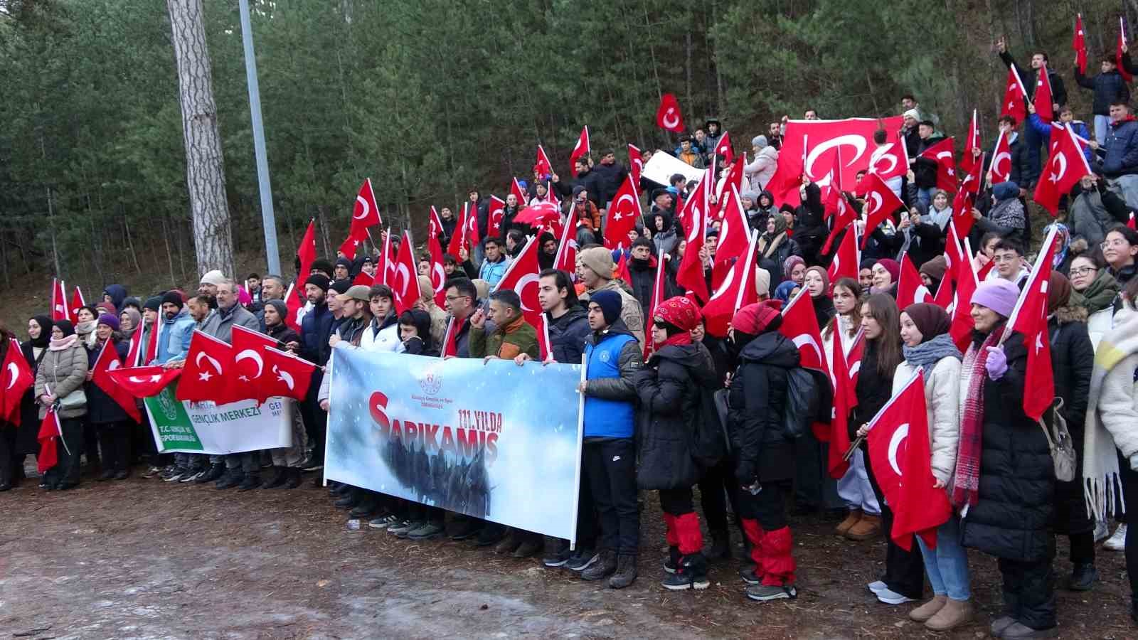 Kütahya’da Sarıkamış şehitleri dualar ve yürüyüşle anıldı
