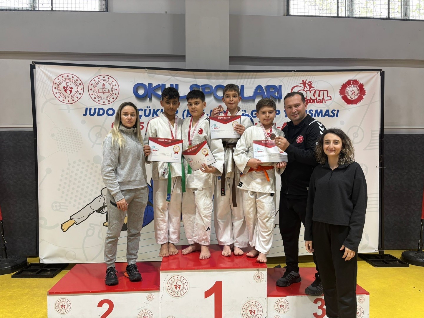 Kütahyalı minik judoculardan çifte bronz madalya
