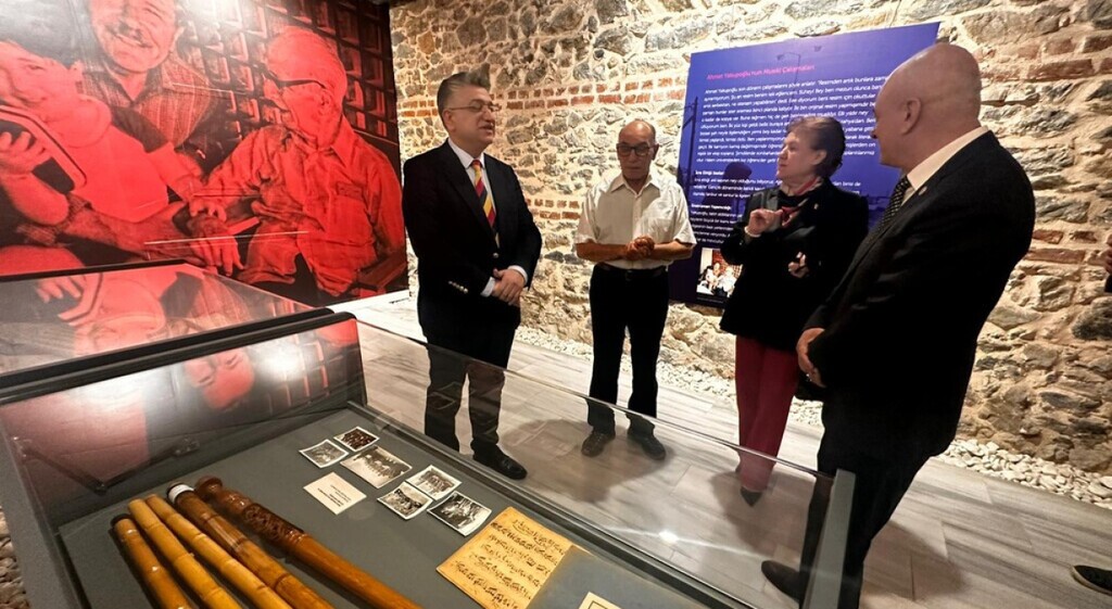 Kütahyalı ressam Ahmet Yakupoğlu’nun "Bir Hezarfenin İzleri" sergisi

