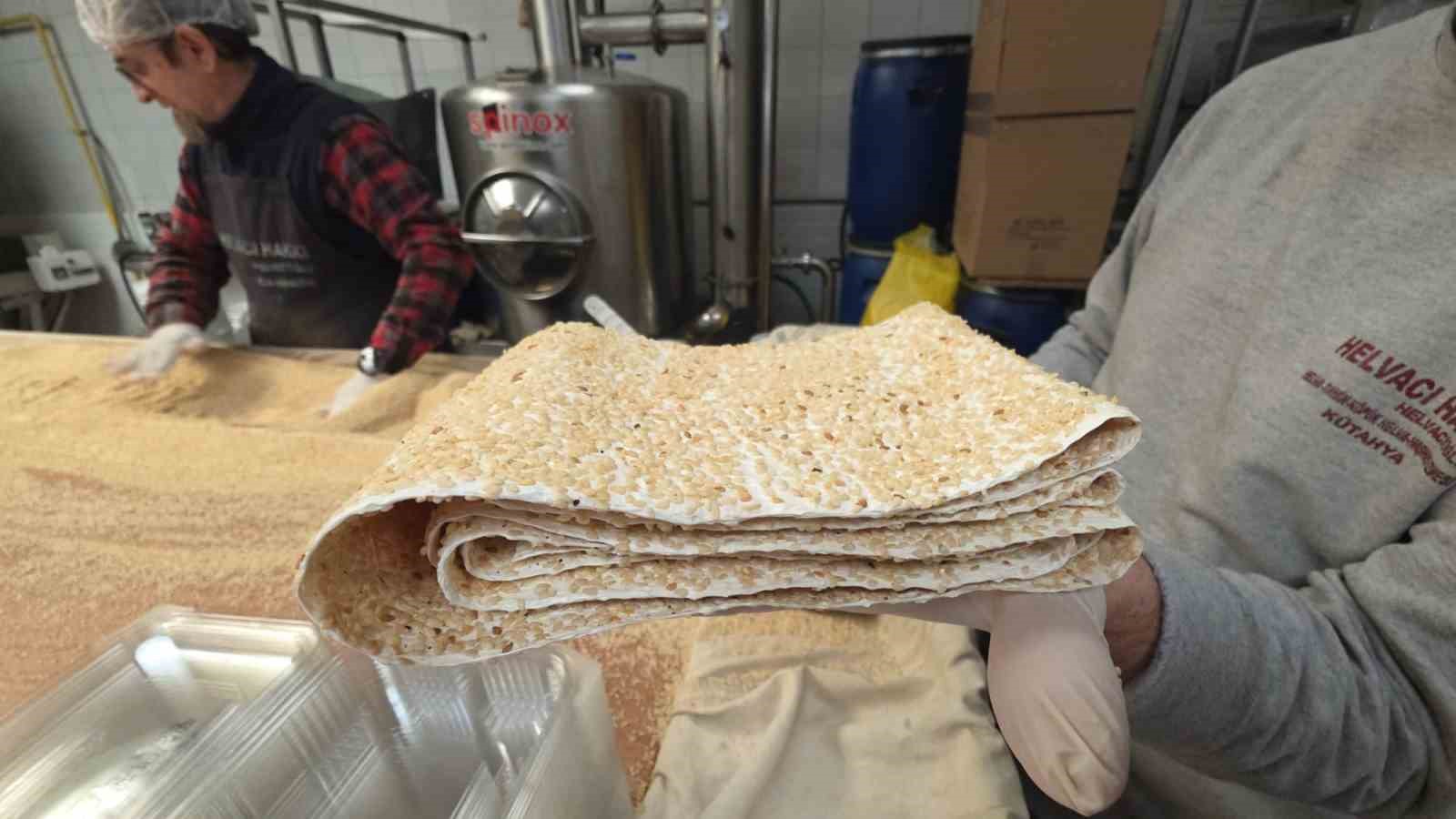 Kütahya’nın 128 yıllık Ramazan lezzeti: Paşa Helvası
Kütahya’nın 128 yıllık Ramazan lezzeti: Paşa Helvası