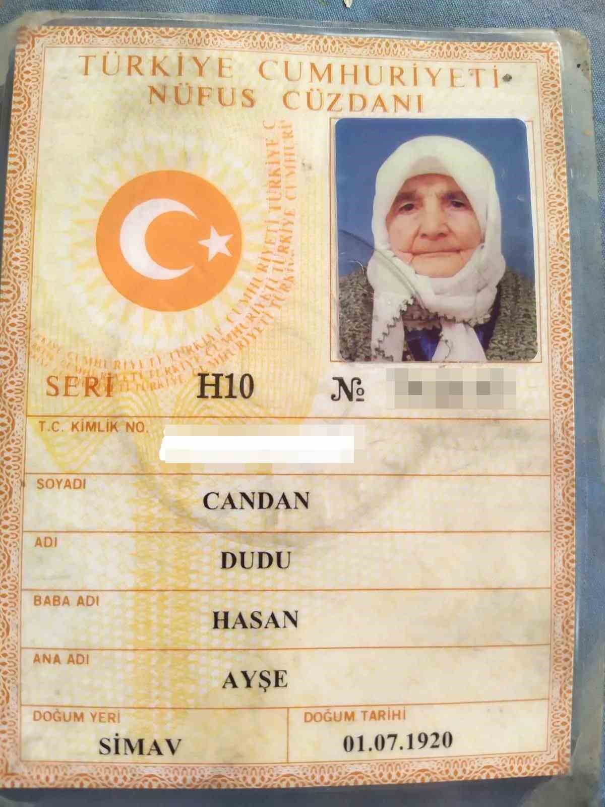 Kütahya’nın asırlık çınarı Dudu Teyze, iki devri birden yaşadı
