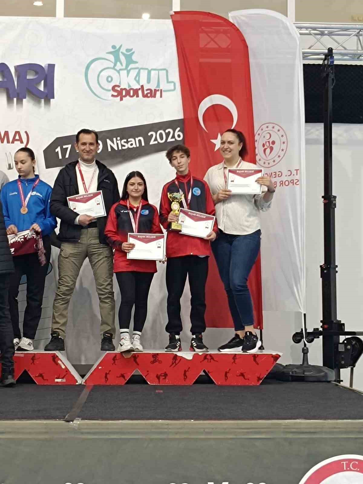 Kütahya’nın gururu pazarlar Spor Lisesi Floor curling’de Türkiye dördüncüsü oldu
