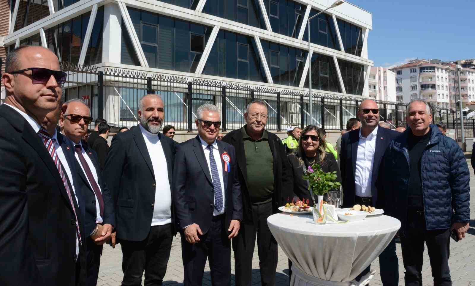 KUTO Başkanı Akdoğan: "Polisimiz büyük bir fedakarlıkla görev yapmaktadır"
