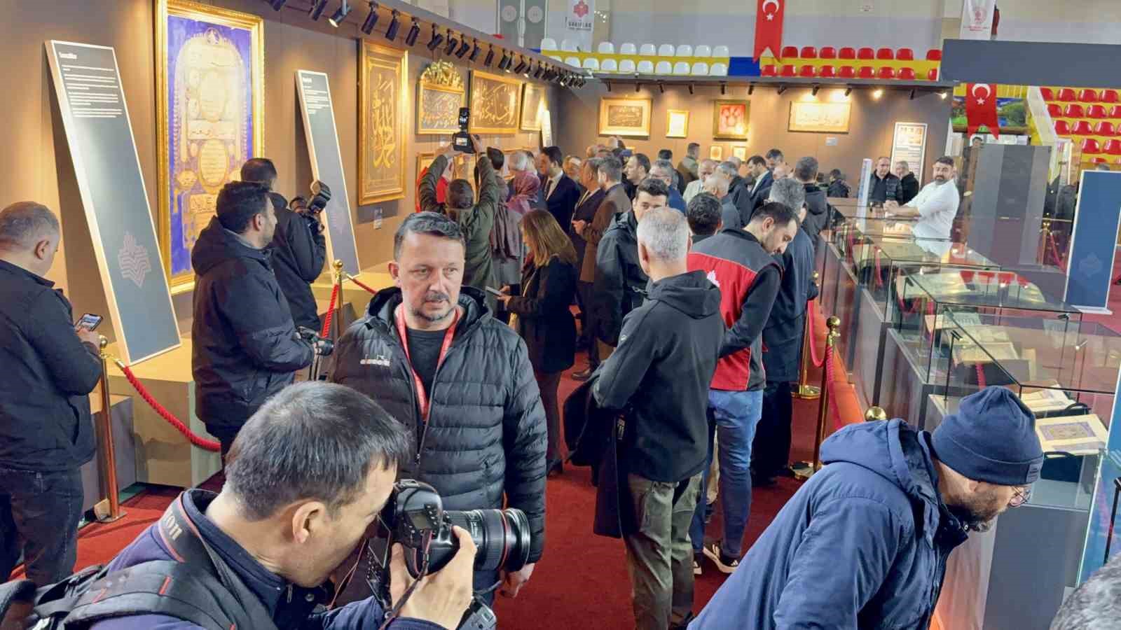 Kutsal emanetler Tokat’ta yoğun ilgi gördü
